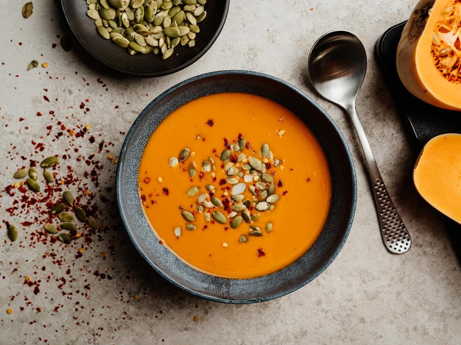 Gresskar- og søtpotetsuppe med miso